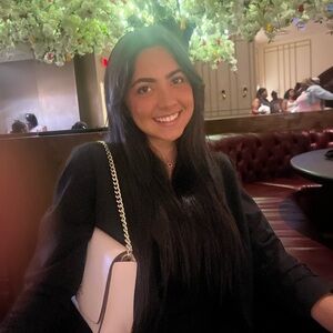 Meet your Posher, Victoria